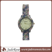 Promotion Ladies′ Gift Watch Colorful Band Watch (RP2082)